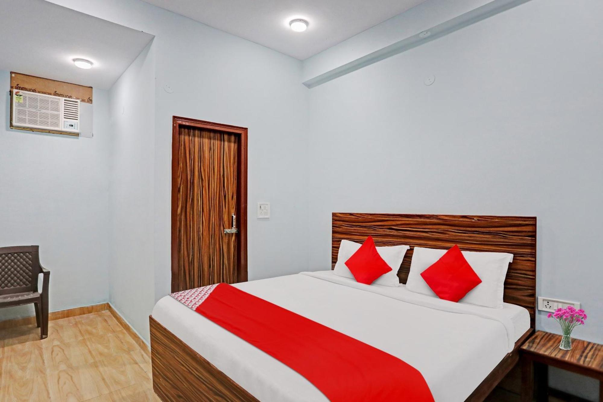 Hotel O Surya Gold Guest House Najafgarh ภายนอก รูปภาพ